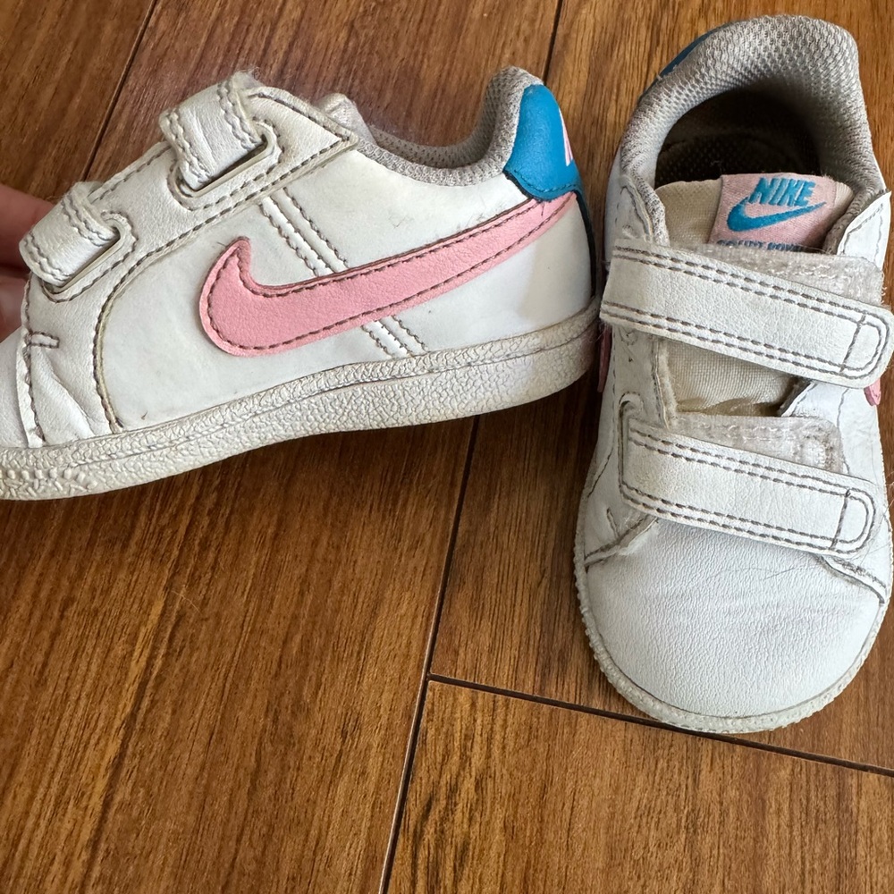 Nike White and Pink Velcro Sneakers